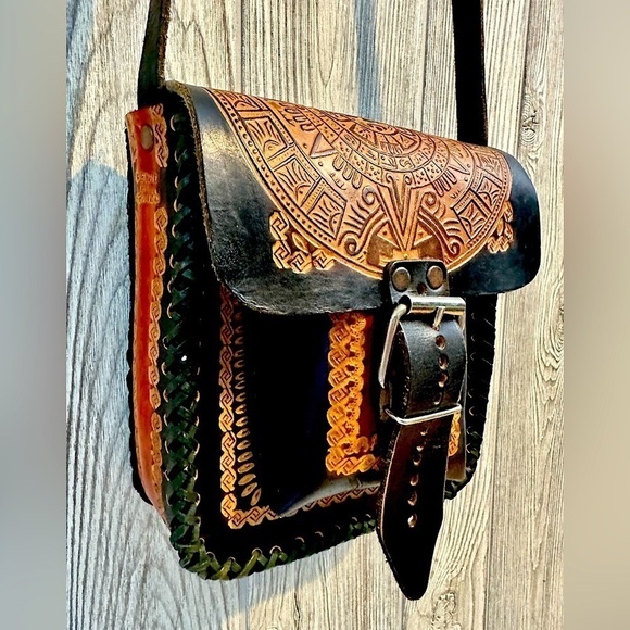 Handbags - VINTAGE HAND TOOLED LEATHER Purse Bag Mexico Crossbody Adjustable Brown Boho